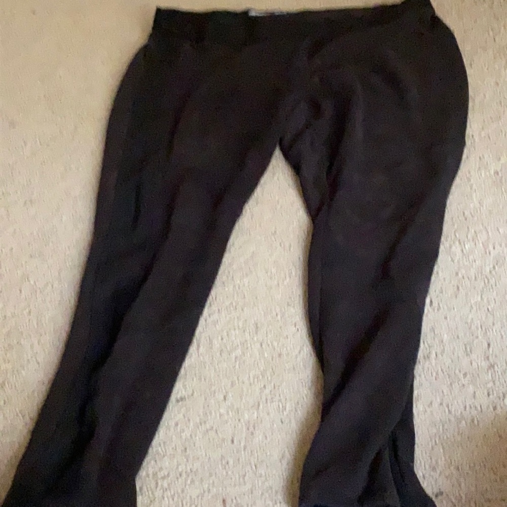 Black leggings